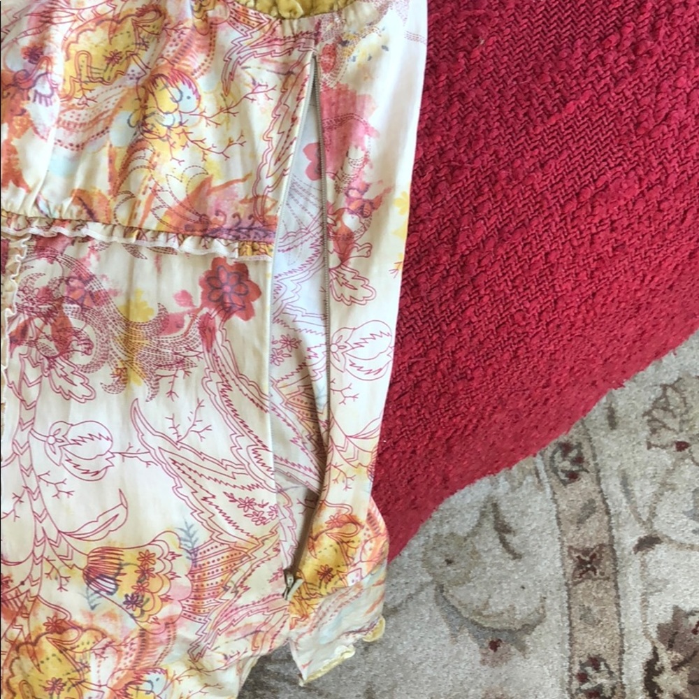 Floral sleeveless blouse - Picture 7 of 8